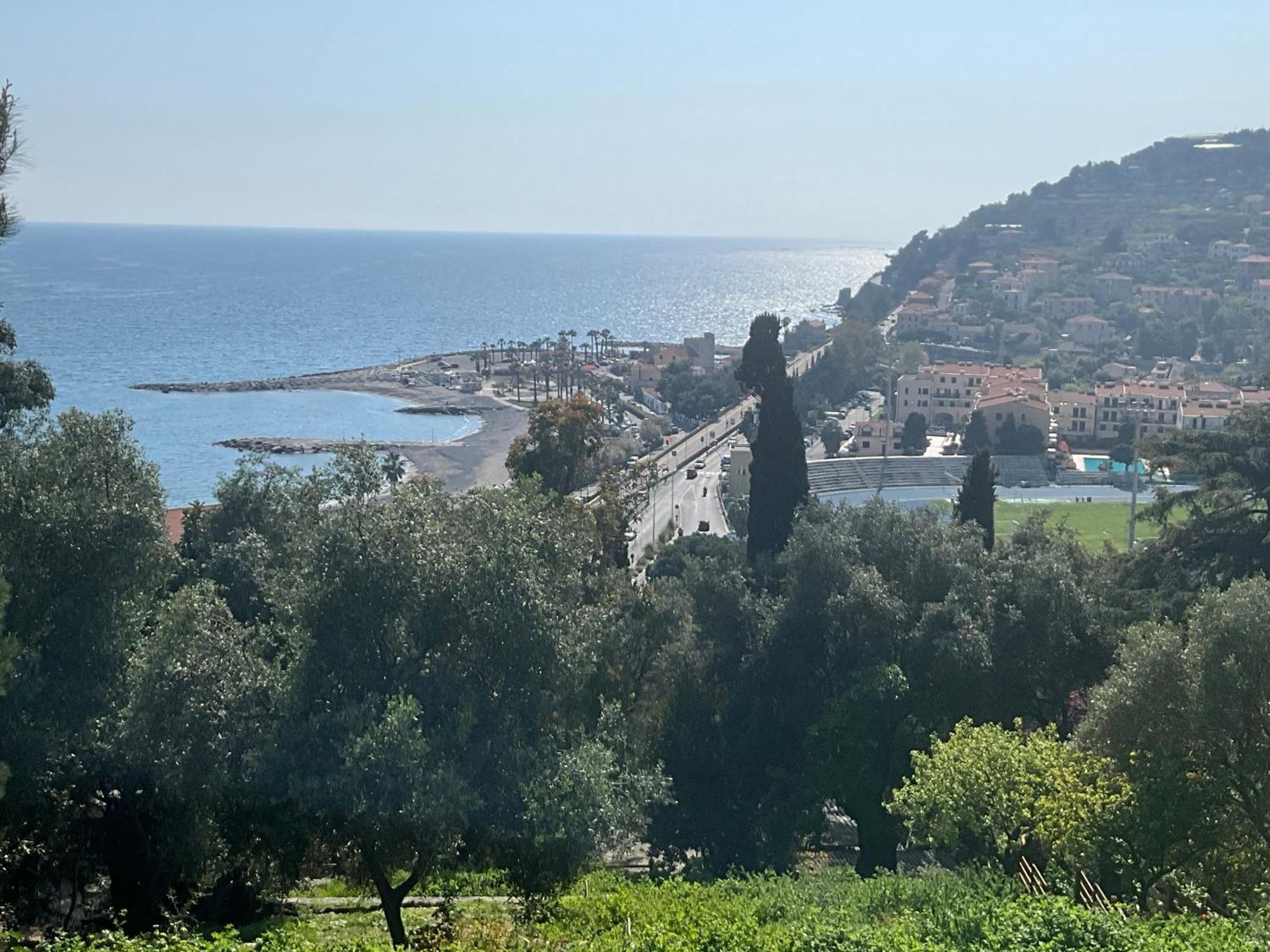 Studio Mer Piscine Cala Di Sole Imperia Italie Mono Locale Une Seule Piece Zewnętrze zdjęcie